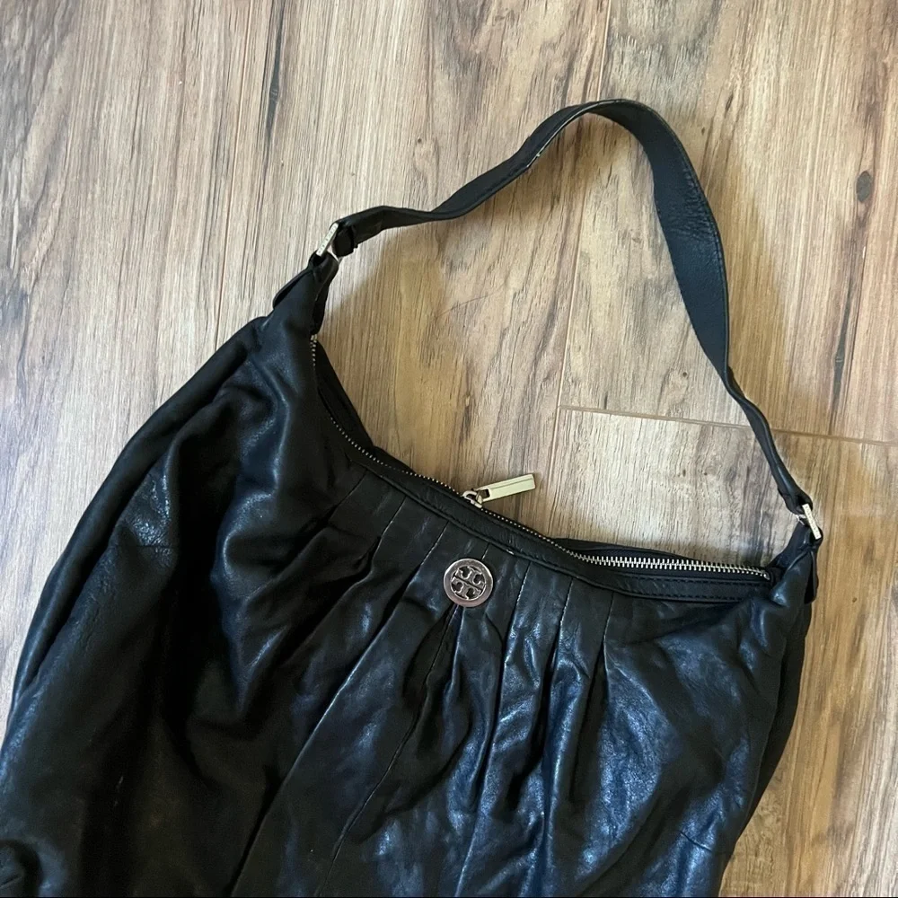 Tory Burch Vintage Hobo Shoulder Bag Large